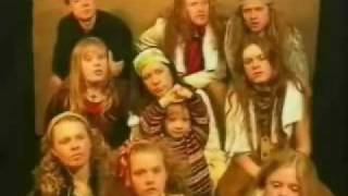 Video thumbnail of "Kelly Family: Bravo Extra about Gymnich 1998 (2)"