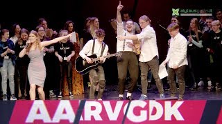 2019 m. AARVGDK nugalėtojai: solistė M. Jezepčikaitė ir grupė „Velvet“ chords