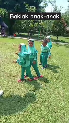 Bakiak anak-anak #bakiak #motorikanak #motorikkasar