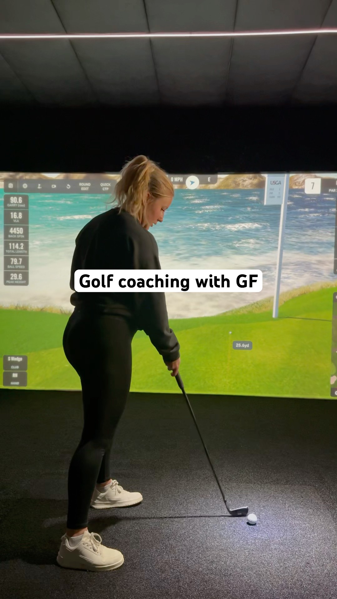 Coaching my Girlfriend how to play golf ?