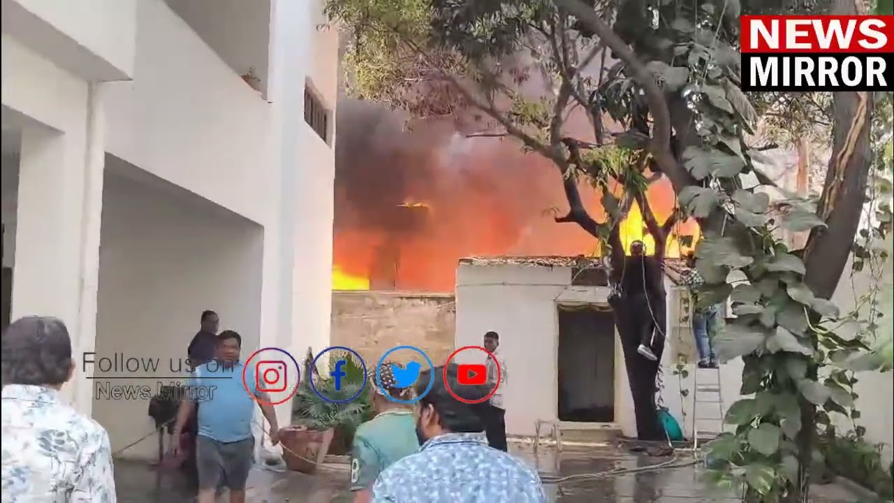 FIRE BROKE OUT IN FOUR STORY BUILDING OF FURNITURE SHOP IN NAMPALLY.