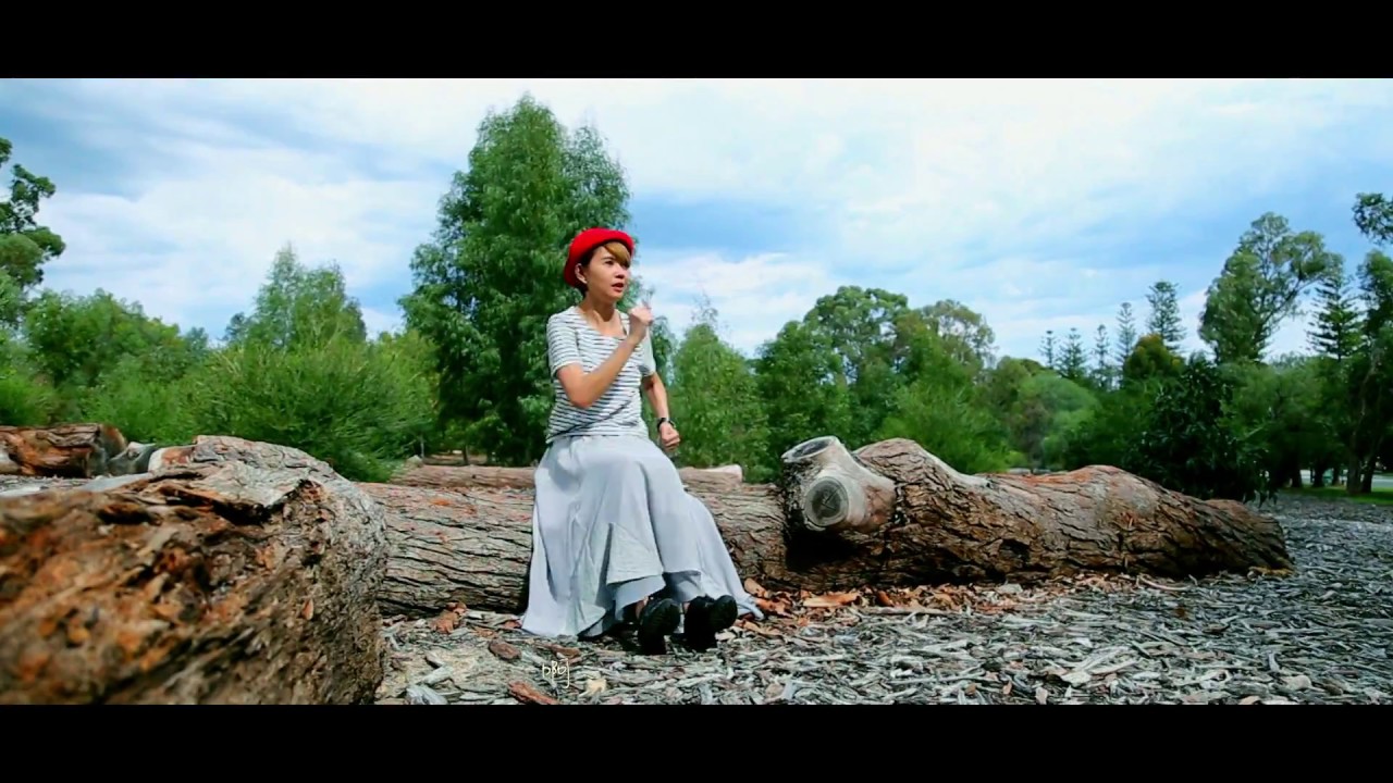在 YouTube 上觀看「Orange 陳慧恬 【華特米堤的白日夢】Official Music Video」 在 YouTube 上觀看「Orange 陳慧恬 【華特米堤的白日夢】Official Music Video」