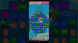 Candy Crush Saga gameplay level 70 - Android mobile game screenshot 1