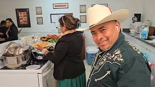 Así la pasamos en la fiesta amigos en tacoma Washington con la familia Jimenez de Oaxaca