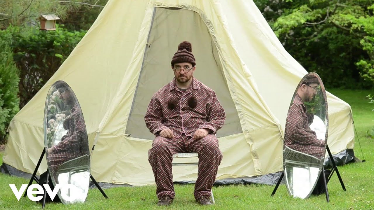 Future Bible Heroes - Living, Loving, Partygoing