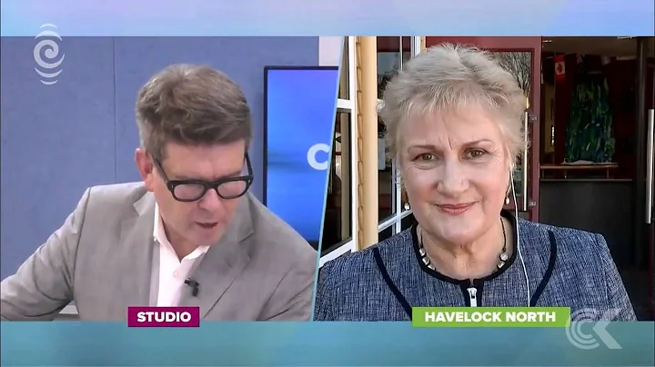 Annette King visits Havelock North during water cr...