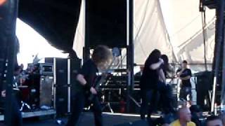 HUGE PIT CANNIBAL CORPSE HAMMER SMASHED FACE @ MAYHEM FEST 2009 LOS ANGELES