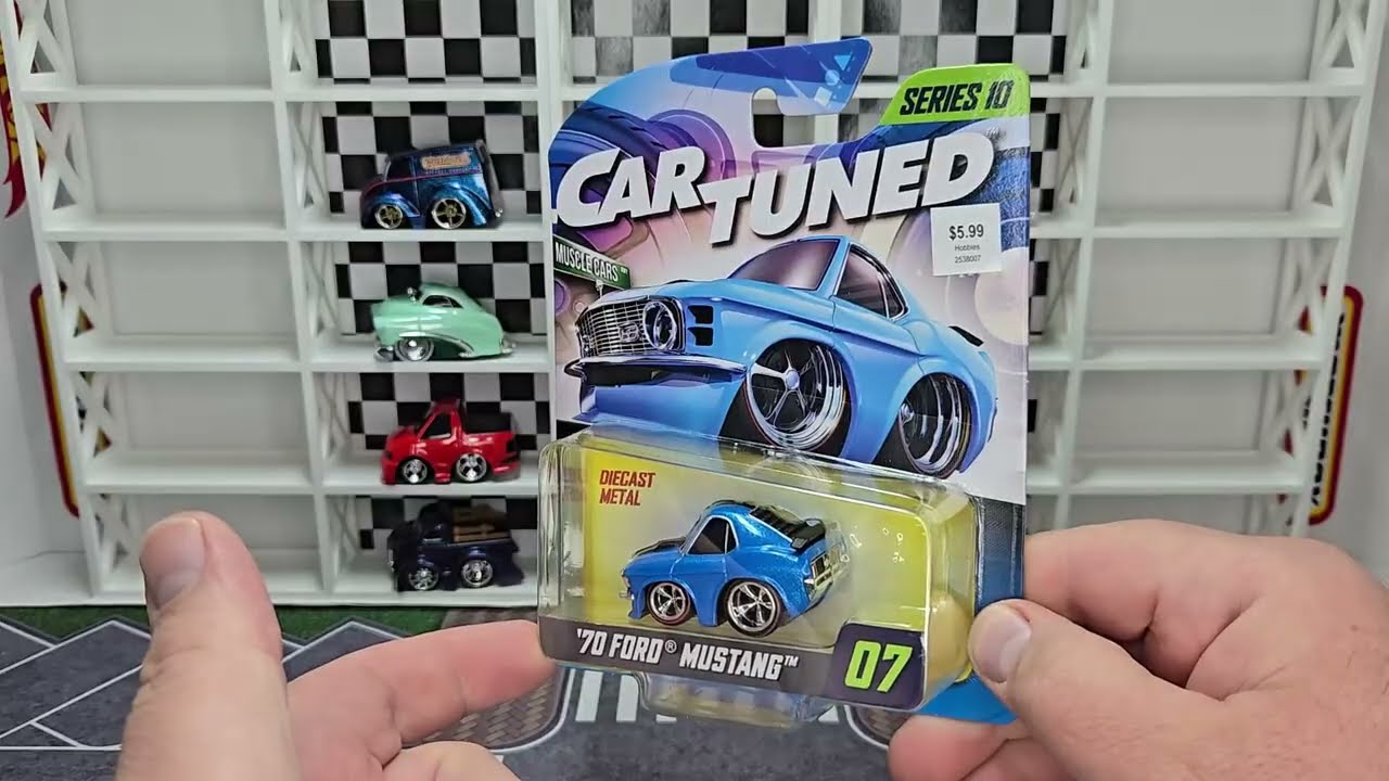 Unboxing: Car Tuned - Series 10 - Ford Joins The Party - YouTube