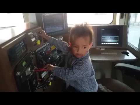 Video: Cómo Enviar A Un Niño Solo En Un Tren