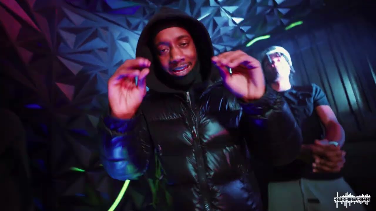 BRISCOE BANDS - “NO HARD FEELINGS” (OFFICIAL MUSIC VIDEO) #FREE593 auf YouTube ansehen BRISCOE BANDS - “NO HARD FEELINGS” (OFFICIAL MUSIC VIDEO) #FREE593 auf YouTube ansehen