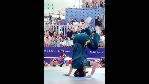 Aussie breakdancing Olympics (Round 3 Move)