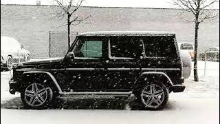 G-Class slow motion in snow