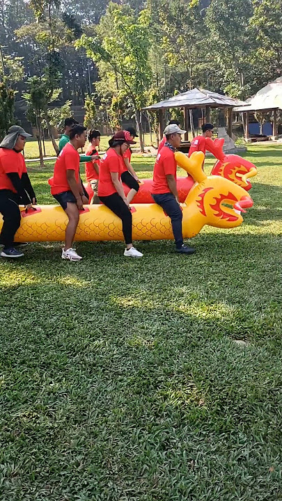 Balap Naga#seruseruan #shortvideo #naga #teambuilding