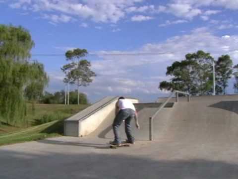Singleton Skatepark Clip