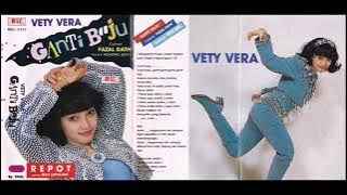 veti Vera _-_ Album_-_ ganti baju