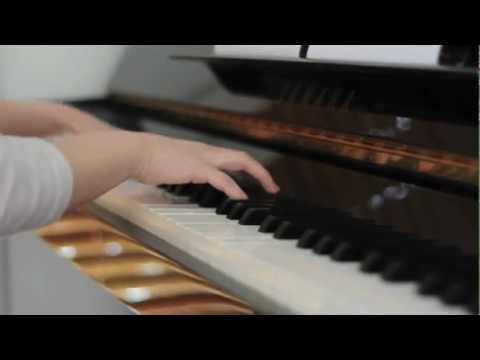 Taeyeon 태연 - Closer 가까이 (Piano + Vocal)