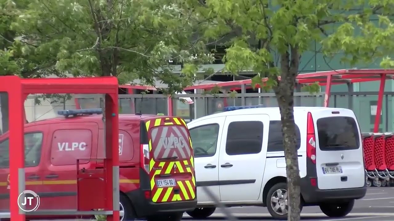🔴 FAIT-DIVERS / Un forcené armé d'un fusil interpellé à Saint-Cyr-sur-Loire