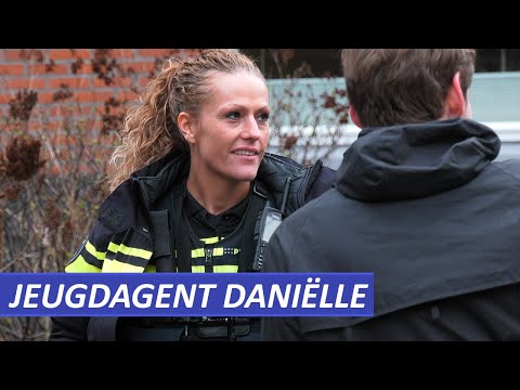 Jeugdagent Danielle - Politie Utrecht Centrum -  Winkeldiefstal en andere wijk meldingen.