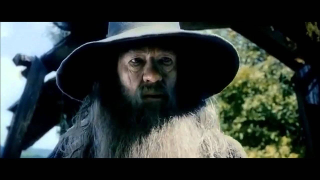 A Hobbit Christmas 2 ~ The night Santa (Gandalf) went crazy