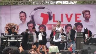 Fly Away (Freedom Song) - PASUKAN ILUSI // live 5th anniv Fly Away