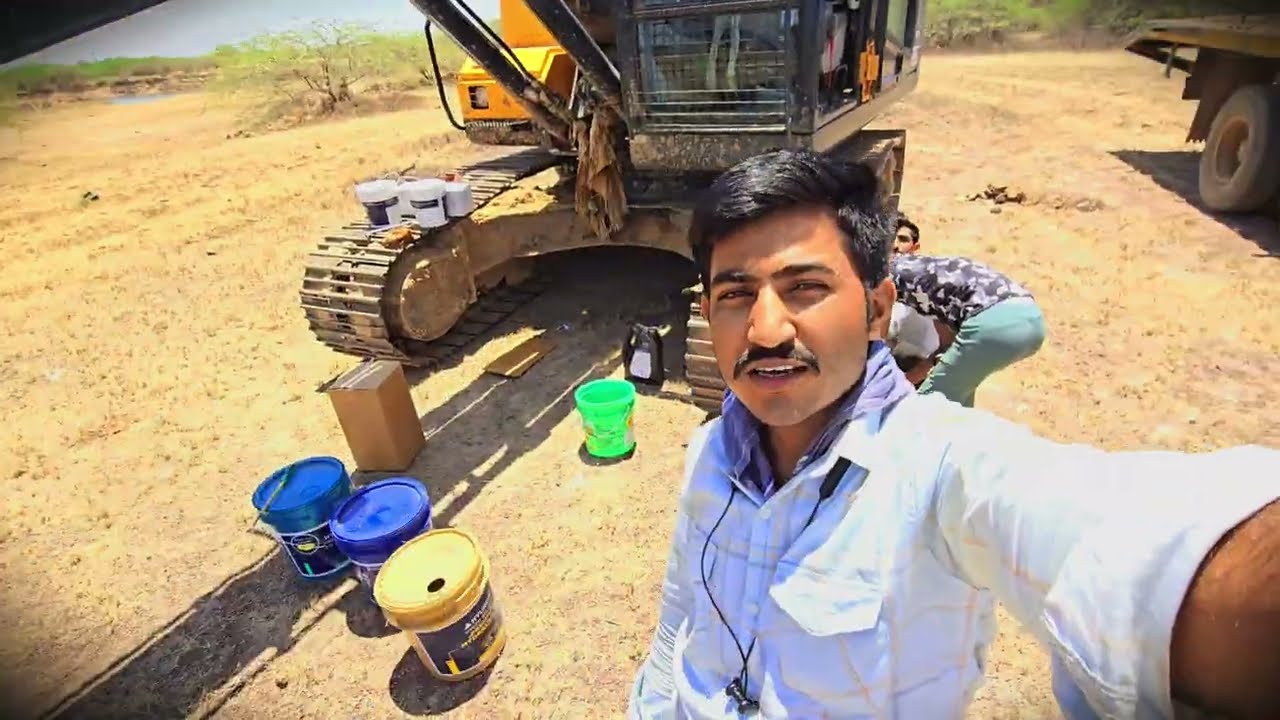 Hyundai 215 Excavater full Service