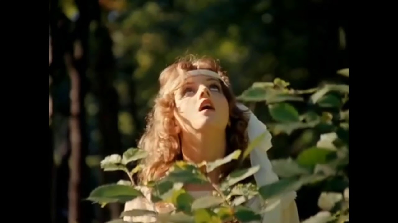 Это слишком очаровательно (Из фильма Господин оформитель) - YouTube