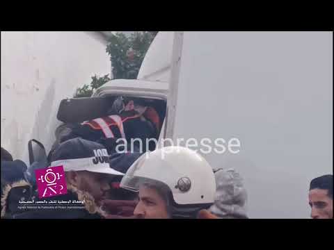 انعدام الصيانة يتسبب في حادثة خطيرة واصابة السائق بجروح متفاوتة الخطورة