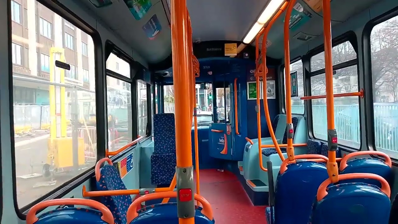 Stagecoach South West 37119, YY14WFK, Z1A, to Sherford.