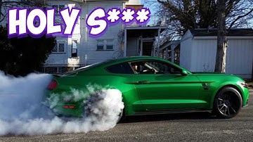DOING DONUTS IN A 2019 MUSTANG GT **almost hit a crowd**