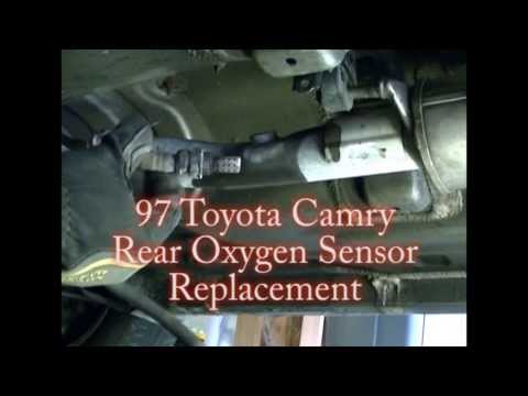 1997 Toyota Camry V6 rear (downstream) Oxygen (O2) Sensor Remove & Replace