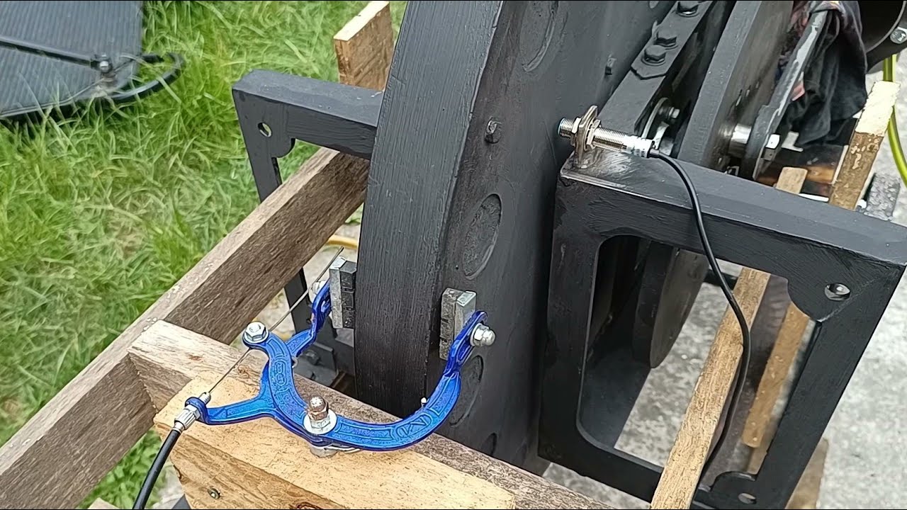 Stirling Engine Horizontal Engine - Dynameter Run - Part 13