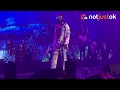 Watch Burna Boy’s Epic & Dramatic Stage Entrance