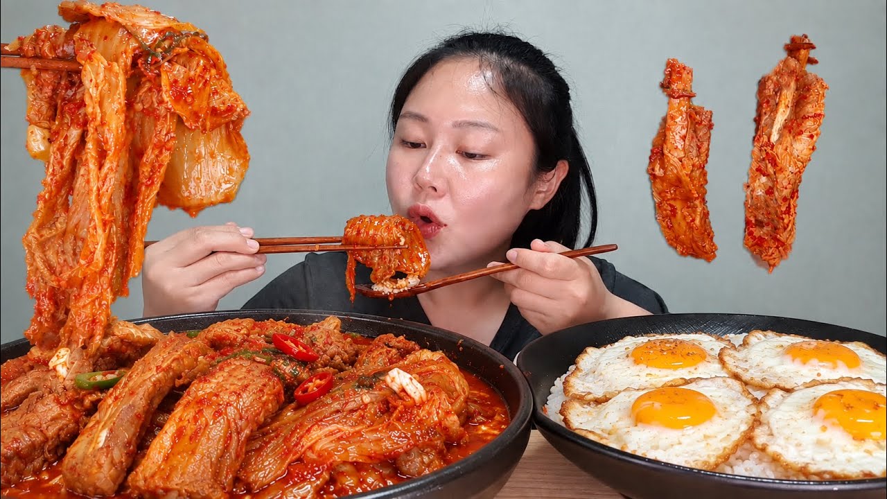 요리먹방:) 🔥등갈비가 있었는데요..😲 없었습니다🤤 입에서 사르르 녹아 없어지는 등갈비 김치찜 야무지게 먹방 kimchijjim mukbang
