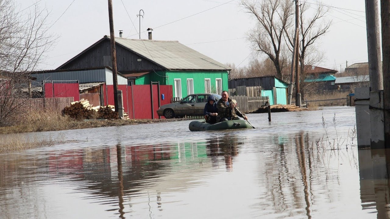 Север Казахстана ушел под воду. Рекордные переливы ожидаются на Сергеевском водохранилище