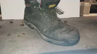 Conker Walkover Crush & Trample, they crunched under my dirty size 11 boots under 93kg 👣👣