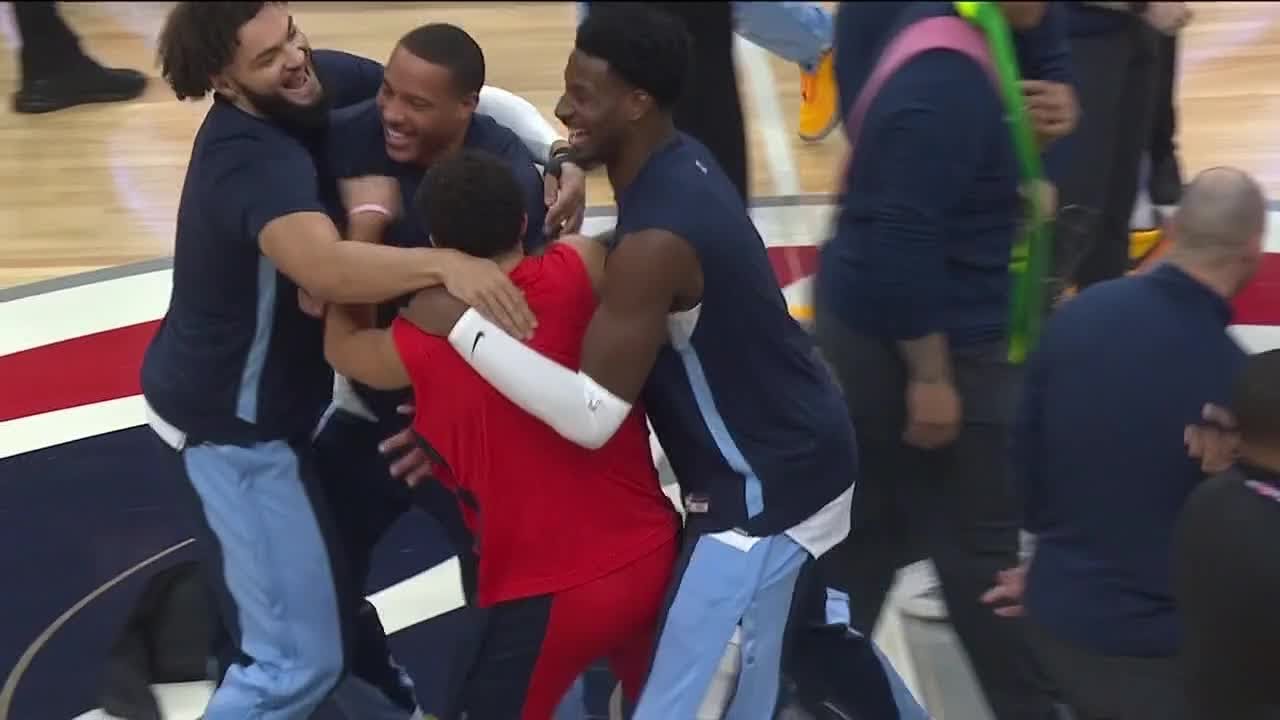 Tyus Jones embraced by ex Grizzlies teammates 🥺 | NBA on ESPN