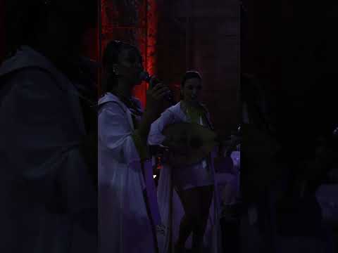 اللي بيشوف صبايا بيروت على المسرح بيعرف إن الفن الحقيقي بيبل ش بالروح 