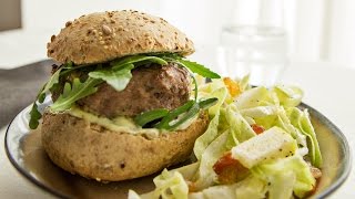 Solo Open Kitchen: Hamburger met spitskoolslaatje