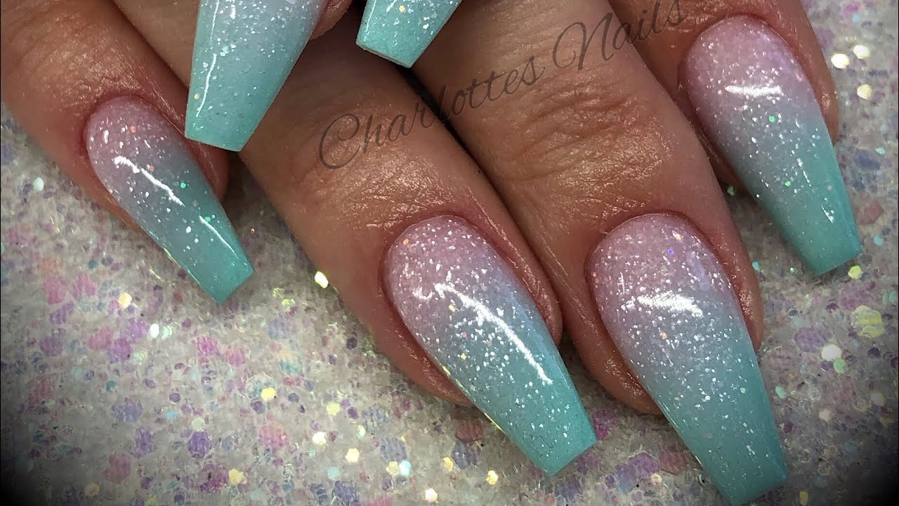 Airbrush ombre mint - Bahama nails and beauty