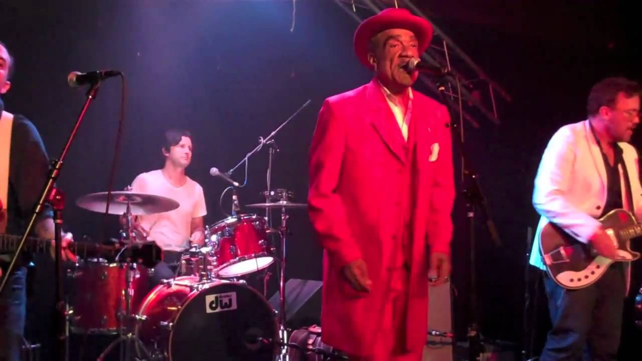 Guarda Andre Williams - "Pussy Stank" su YouTube Guarda Andre Williams - "Pussy Stank" su YouTube