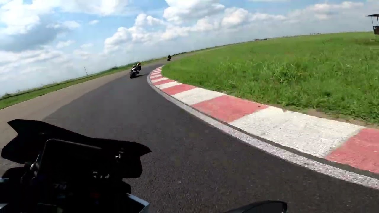 Motorpark Adancata - racing lines from pro rider.