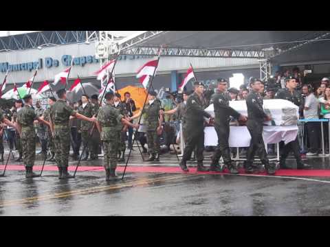 Exclusivo - Chegada Dos Corpos E Homenagens Em Chapecó