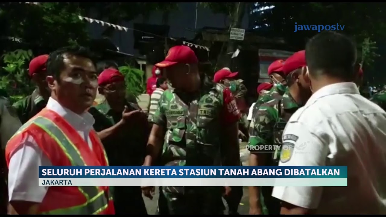 Seluruh Perjalanan Kereta Stasiun Tanah Abang Di batalkan