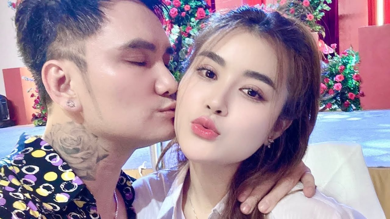 GIA ĐÌNH CA SĨ LÂM CHẤN HUY