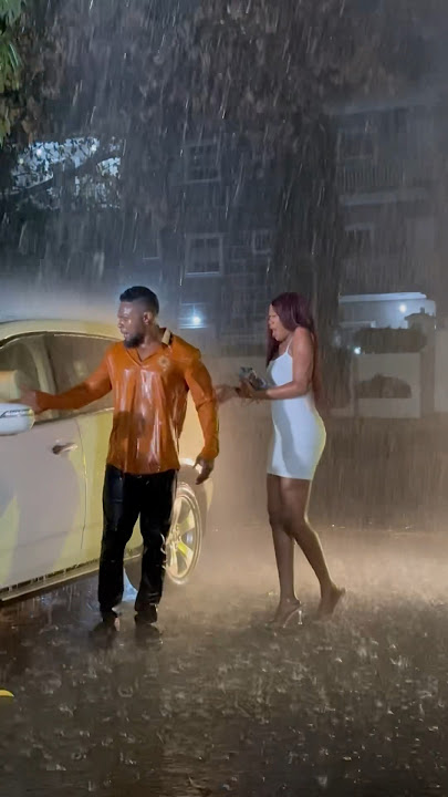 Chinenye Nnebe and Maurice Sam rain scene in the movie “Happy Ending” 🎥 #chinenyennebe #mauricesam