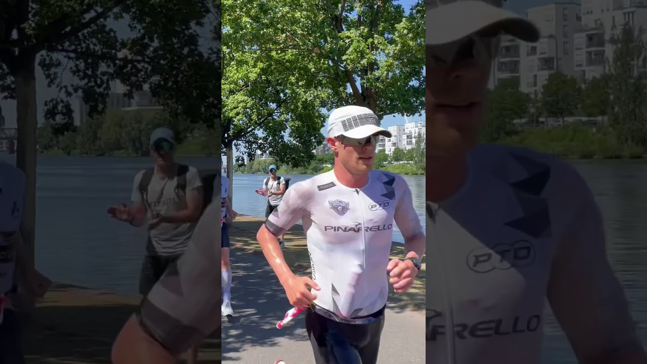 Kristian Blummenfelt chasing on the run 