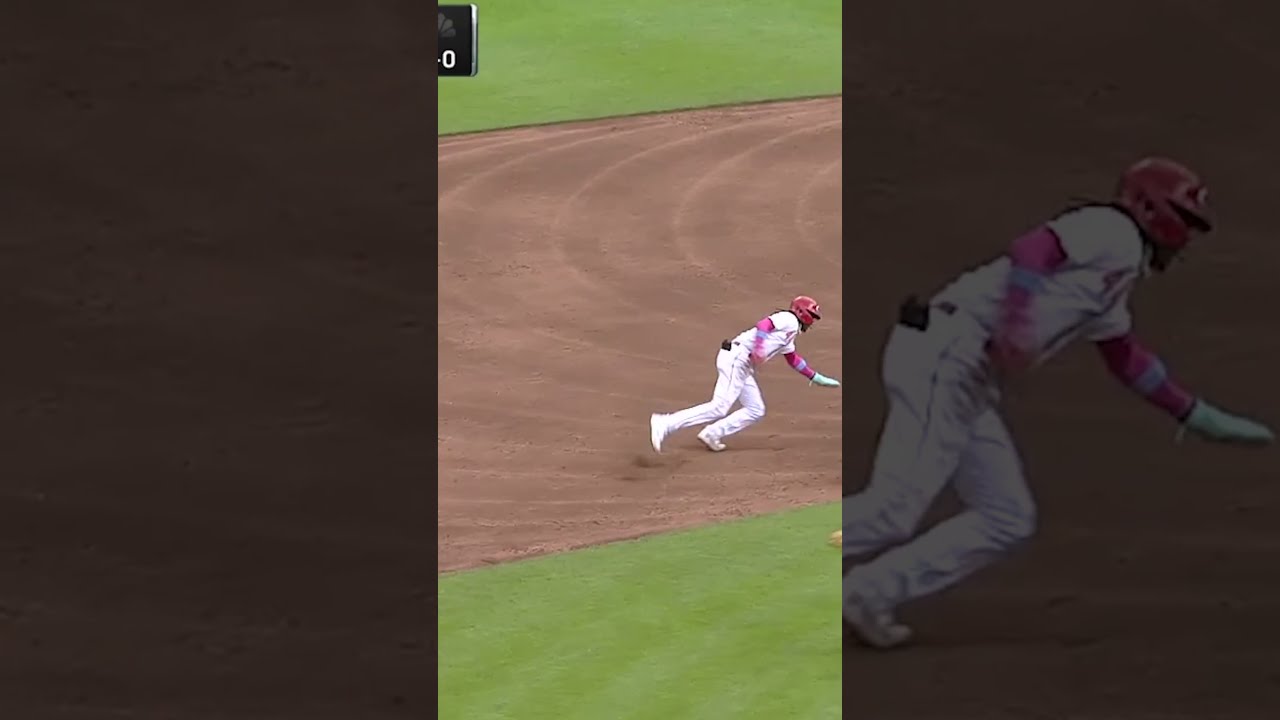 Tyler Rogers Has A Filthy Pickoff Move 