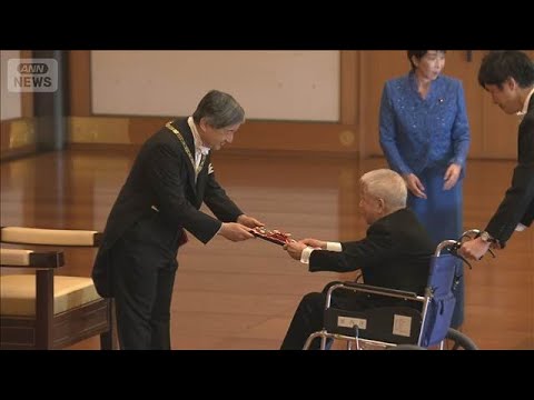 皇居で「秋の叙勲」親授式 高市総理の夫・山本拓氏らが受章(2025年11月
