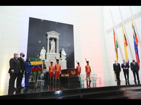 Conmemoran 191 años de la siembra del Libertador Simón Bolívar en el Panteón Nacional