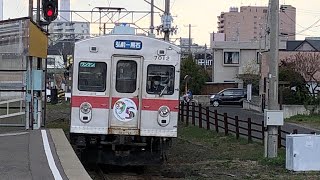 弘南鉄道弘南線7000形7012F+7022Fワンマン普通黒石行き27レ　弘前東高前到着　撮影日:2023/4/23